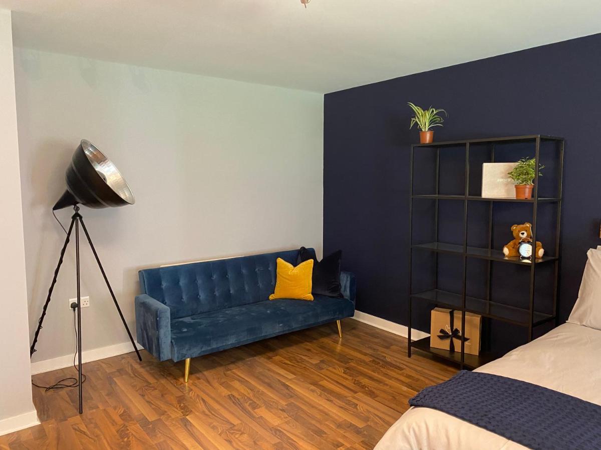 Riverside Townhouse, Only 20 Minutes From Brighton And Worthing Шорхем-бай-Сий Екстериор снимка
