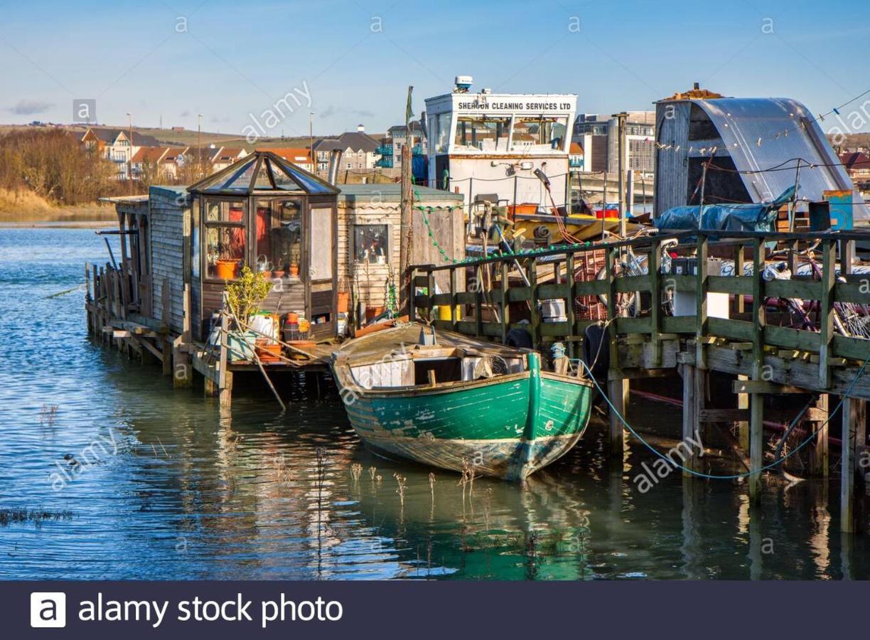 Riverside Townhouse, Only 20 Minutes From Brighton And Worthing Шорхем-бай-Сий Екстериор снимка